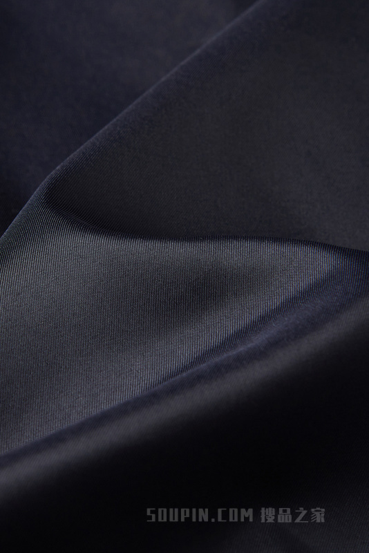 中长款翻领大衣