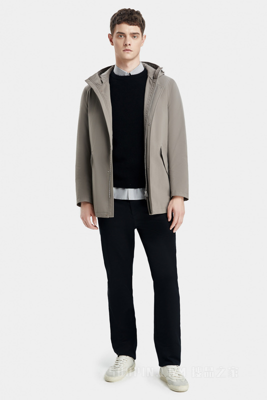 轻薄款含绒连帽尼克服