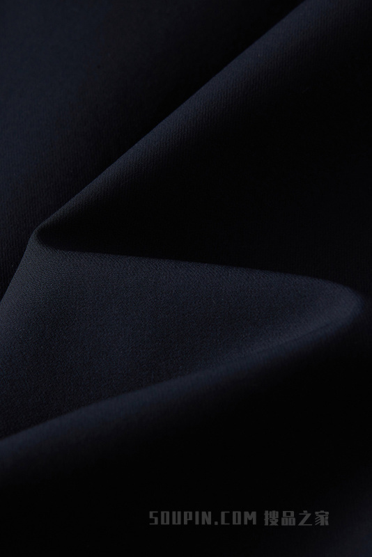 双面穿连帽尼克服