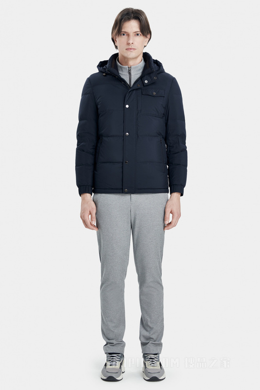 时尚轻便羽绒服