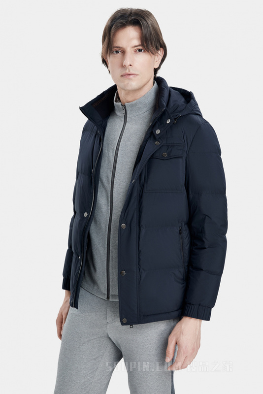 时尚轻便羽绒服