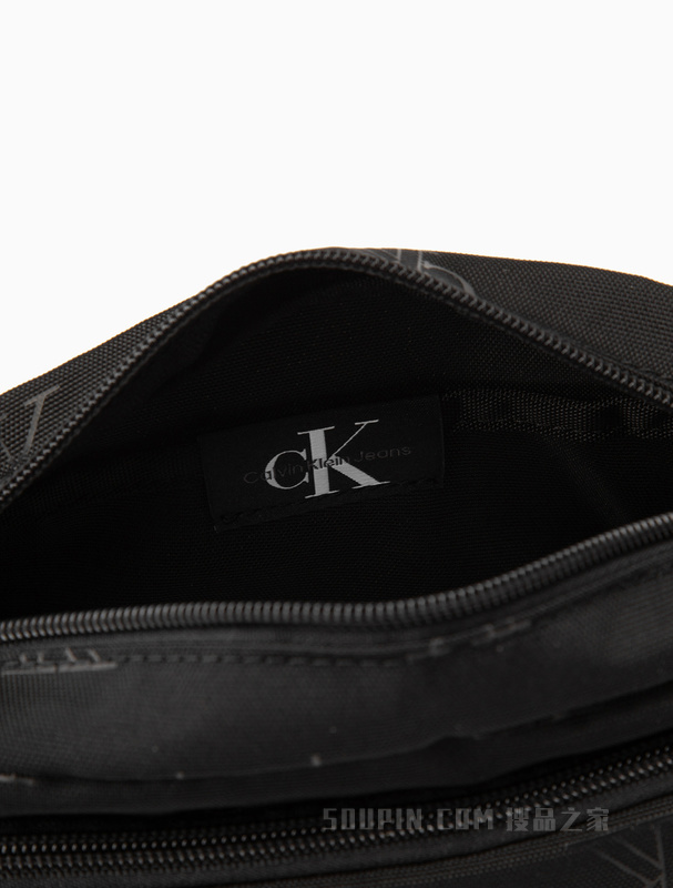 Calvin Klein 23春季男士时尚满版胶印LOGO单肩斜挎相机包礼物HH3615