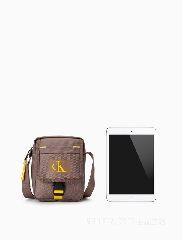 Calvin Klein 23春季新款男士撞色LOGO插扣单肩手机包斜挎包礼物HH3631