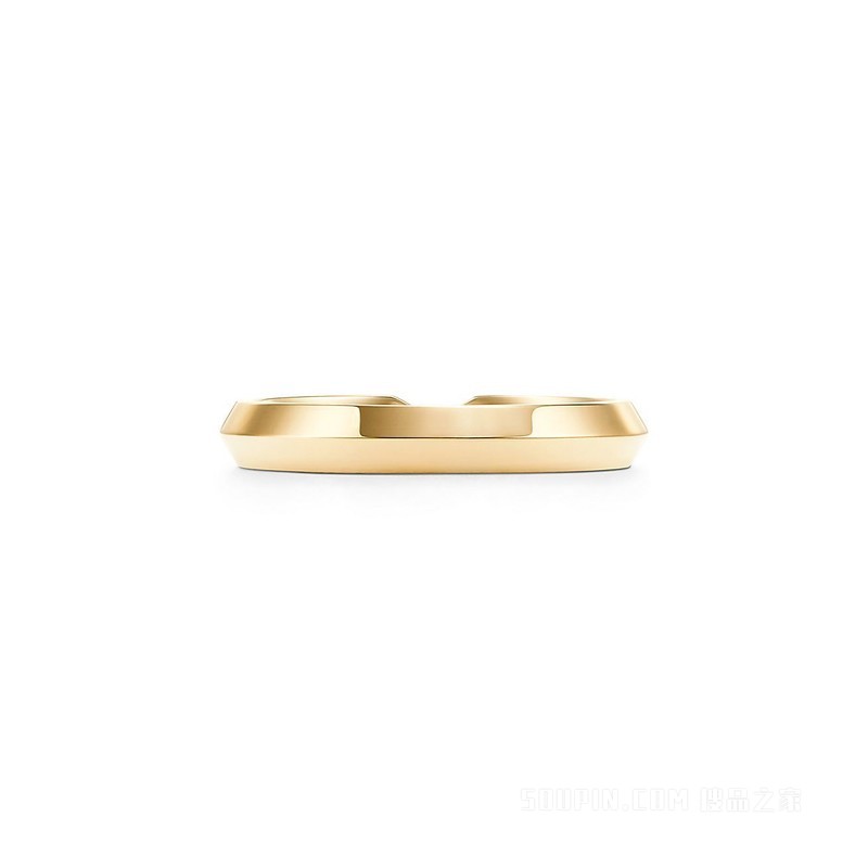 The Tiffany® Setting 系列 18K 黄金嵌套窄式戒指，宽 3 毫米。