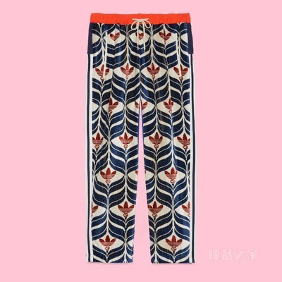 adidas x Gucci联名系列互扣式双G和三叶草徽标长裤 象牙白色、蓝色和红色天鹅绒