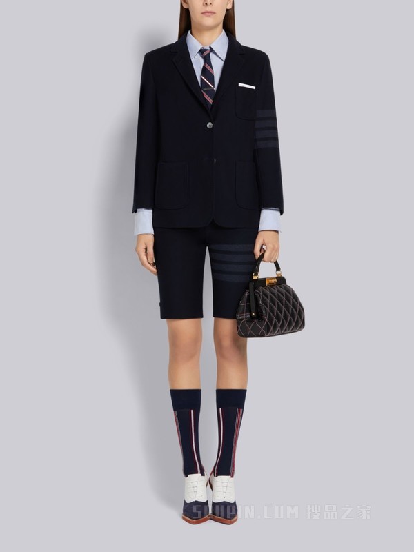 四条纹科技短裤