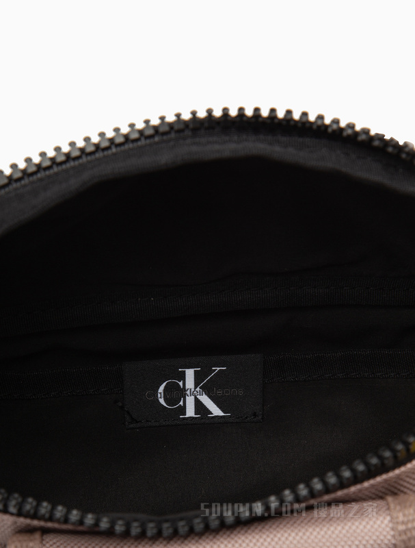 【圣诞礼物】Calvin Klein 23春季男撞色LOGO多口袋经典插扣腰包HH3630