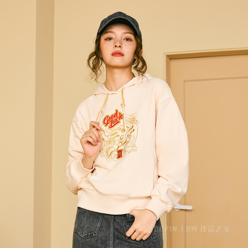 安踏新年系列好事发生女连帽卫衣