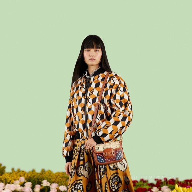 中国专享Gucci Horsebit 1955系列迷你蟒蛇皮手袋 樱桃红色和蓝色皮革