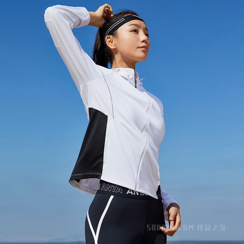 安踏跑步系列拒水科技女针织运动上衣