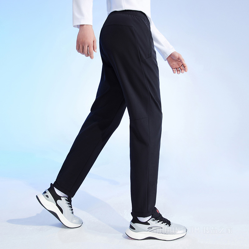 安踏荣耀系列男子训练拒水科技男梭织运动长裤