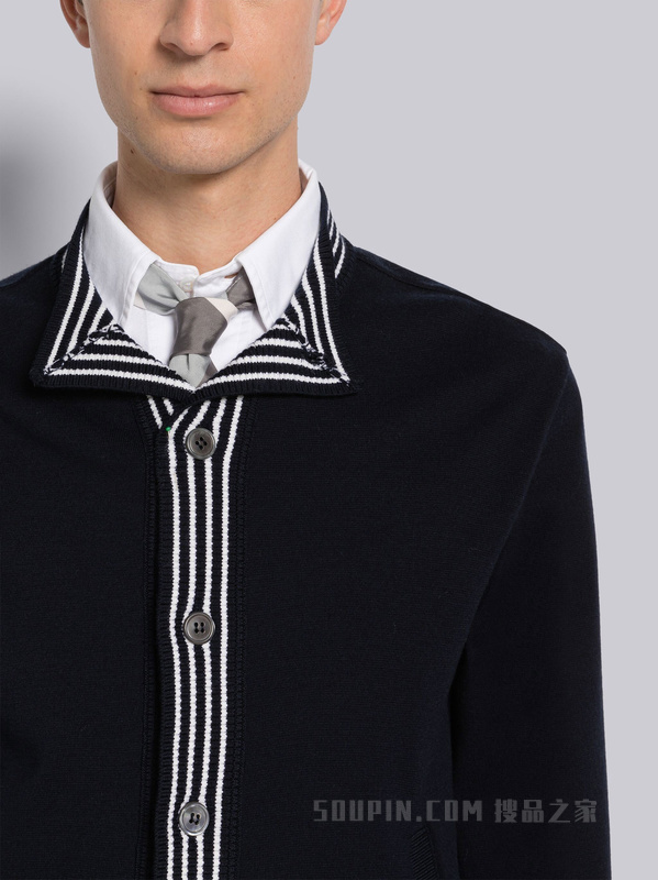 羊毛漏斗领夹克