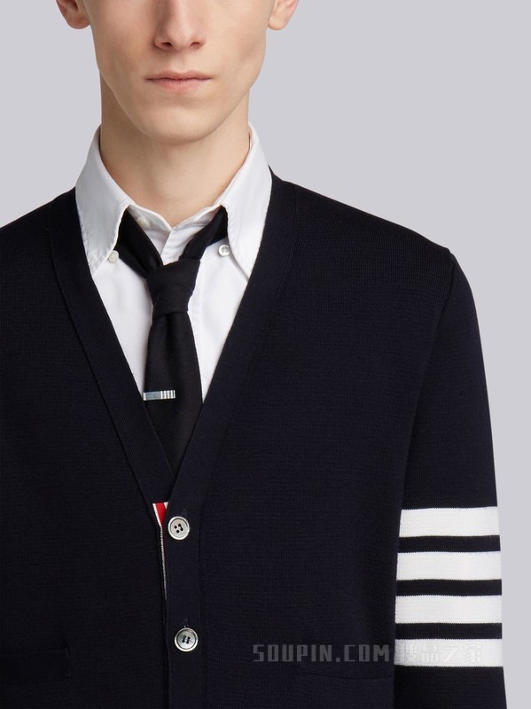 四条纹羊毛 V 领开衫