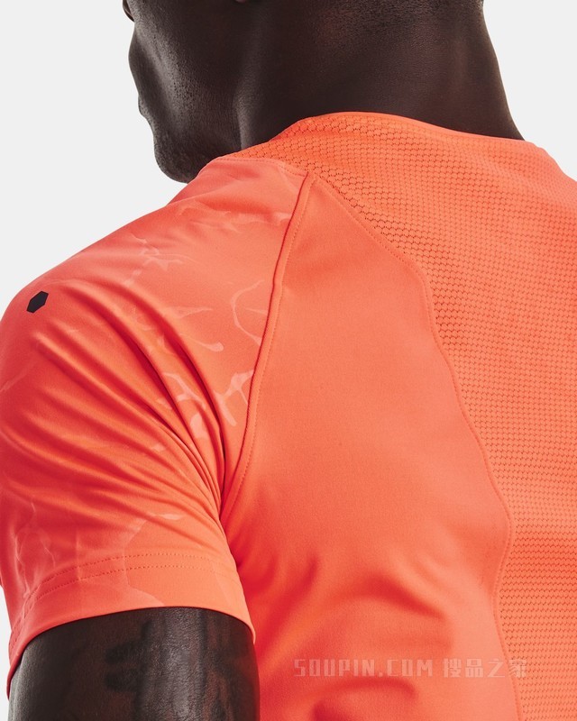 男士UA RUSH压纹短袖T恤