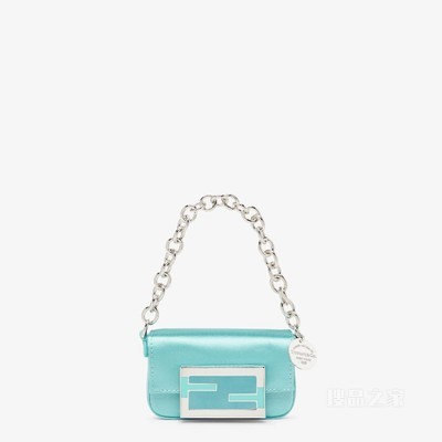 Nano Baguette手袋吊饰 Tiffany & Co. X Fendi Tiffany blue™桑蚕丝吊饰