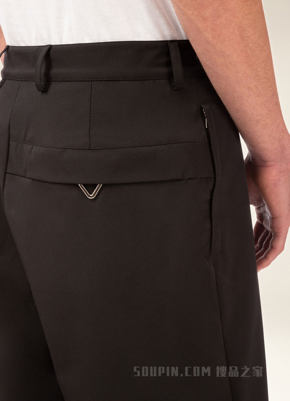 Trekking Shorts 黑色再生尼龙裤装