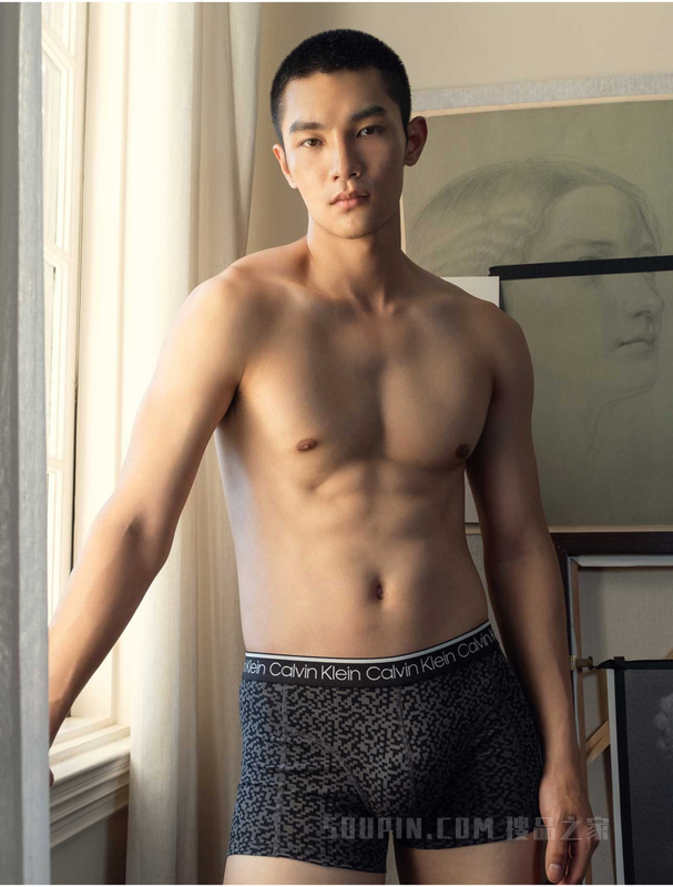 Calvin Klein 秋冬男三条装循环LOGO腰边棉质透气贴身平角内裤NP2421O