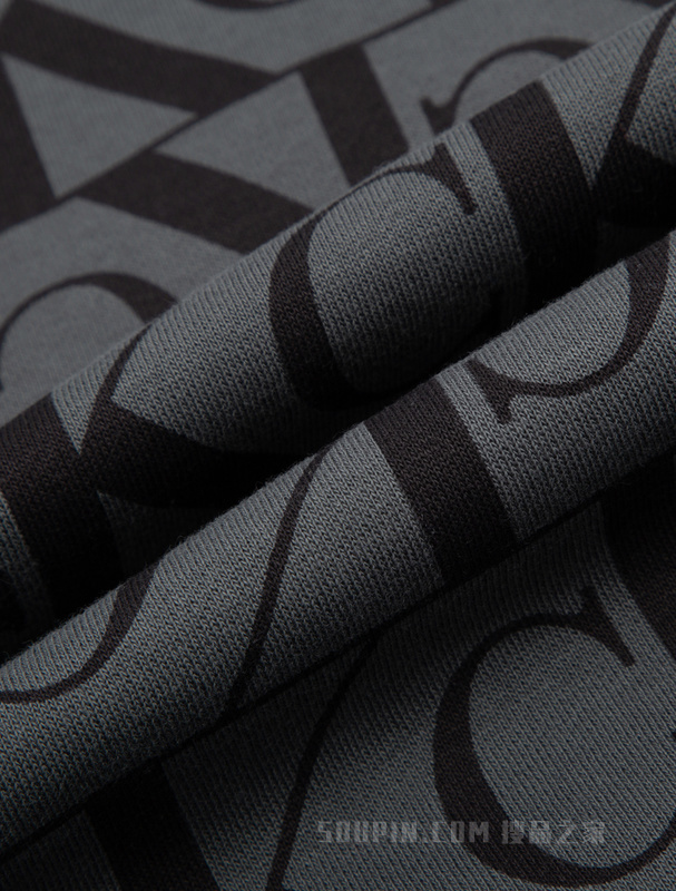 Calvin Klein 23春季新款男士时尚字母满印休闲连帽加绒卫衣40KC442