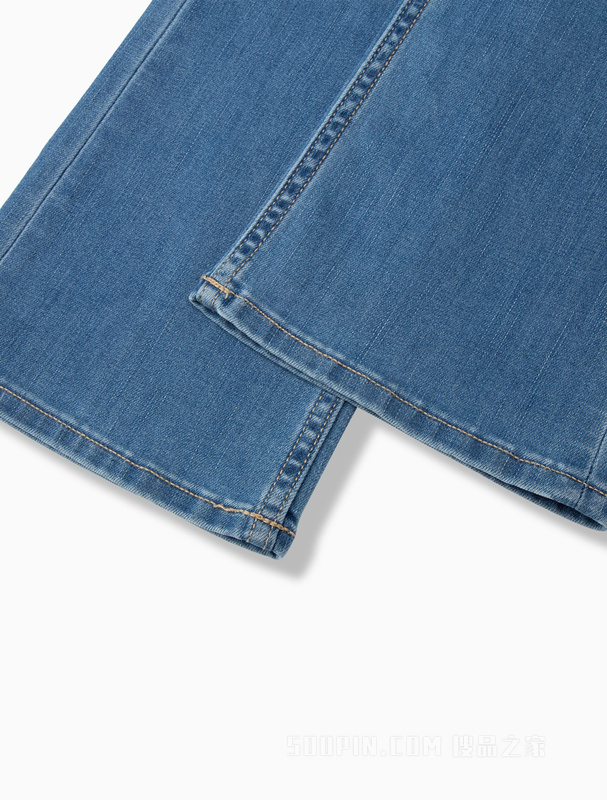 Calvin Klein 23春季新款女士LOGO贴片高腰合体微喇水洗牛仔裤J220993