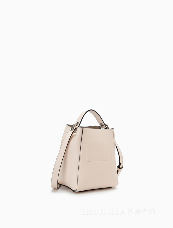 Calvin Klein 23春季新款简约LOGO装饰条抽绳时尚斜挎水桶包礼物DH3350