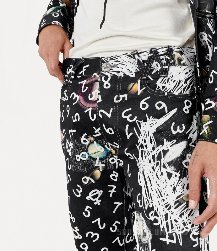 Classic Tapered Jeans