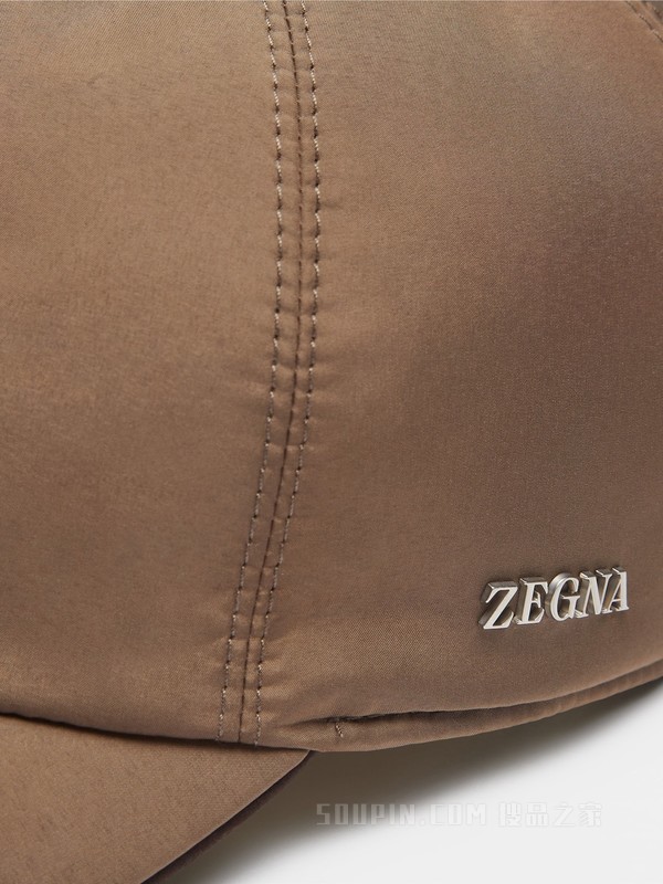 浅绿色高科技面料棒球帽