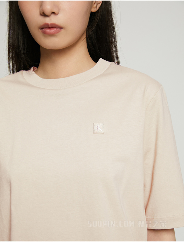 Calvin Klein 23春季新款女士休闲简约刺绣方标纯棉圆领短袖T恤J218869