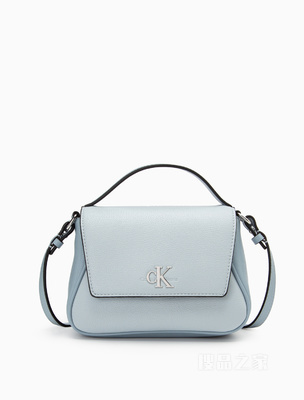 Calvin Klein 23春季新款时尚金属LOGO翻盖手提两用单肩斜挎包礼物DH3351