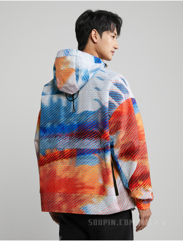 Calvin Klein 23春季新款男士时尚动感绚丽图像印花连帽单夹克J323304