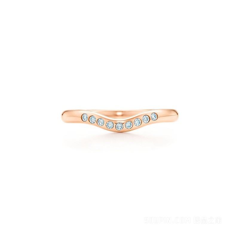 Elsa Peretti® 系列 18K 玫瑰金镶钻婚戒，宽 2 毫米。