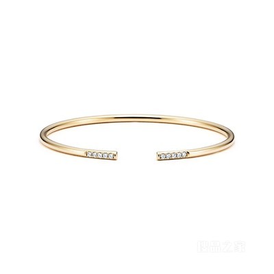 Tiffany Metro 系列 18K 黄金镶钻线圈手镯，小号。