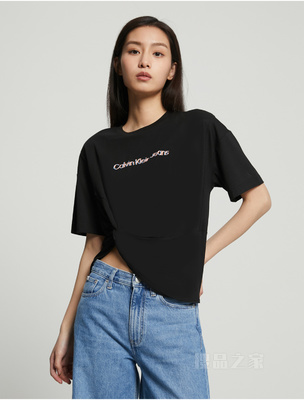 Calvin Klein 23春季新款女士时尚打褶重影LOGO印花圆领短袖T恤J221109