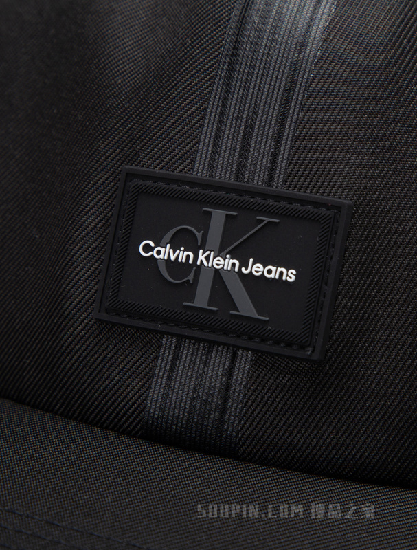 Calvin Klein 23春季新款男士简约LOGO贴片潮流百搭平檐棒球帽K510464