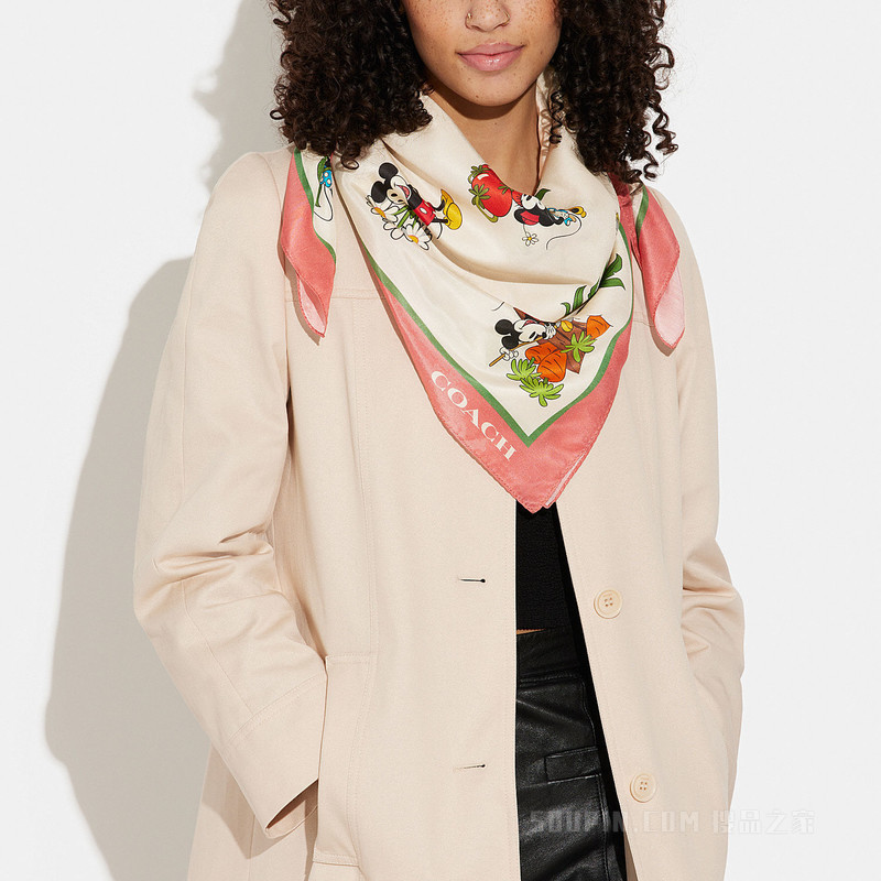 DISNEY X COACH印花丝绸方形围巾 KH/MC