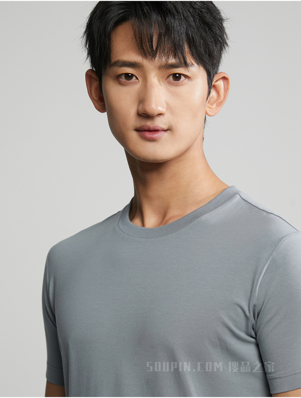 Calvin Klein 23春季新款男士经典交叠LOGO透气圆领修身短袖T恤J324127