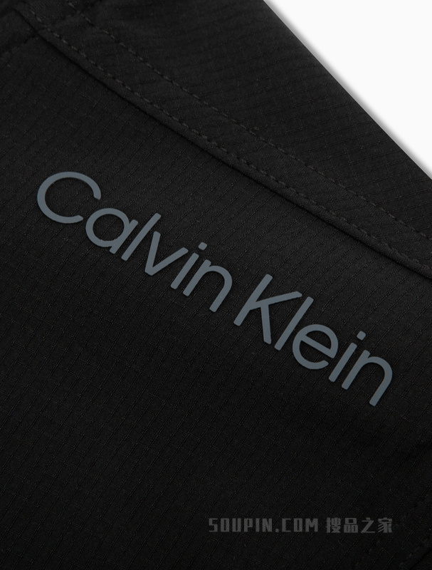 Calvin Klein 23春季新款男士简约胶质LOGO跑步抽绳连帽外套4MS3O502