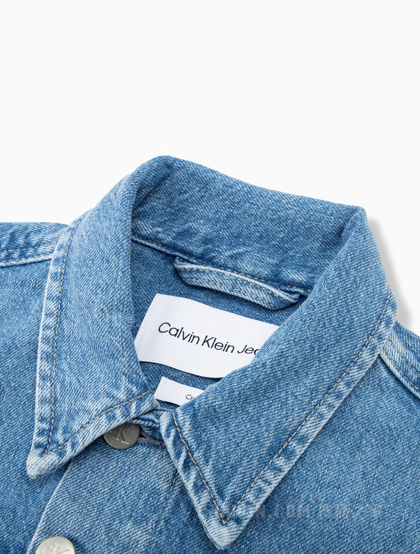 Calvin Klein 23春季新款女士简约LOGO布标潮流纯棉短牛仔夹克J220658