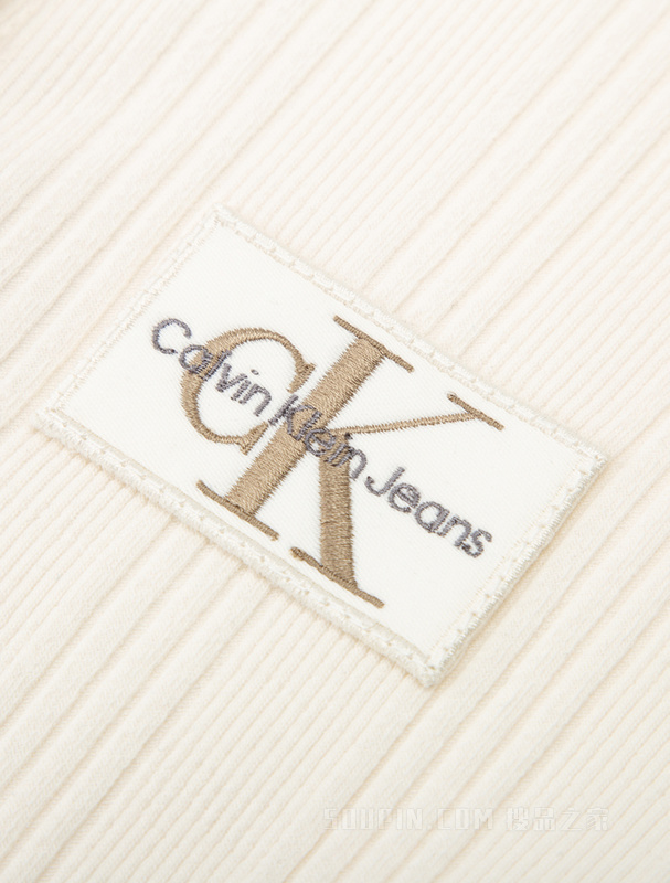 Calvin Klein 23春季新款女士LOGO刺绣无扣POLO领高腰修身T恤J221481
