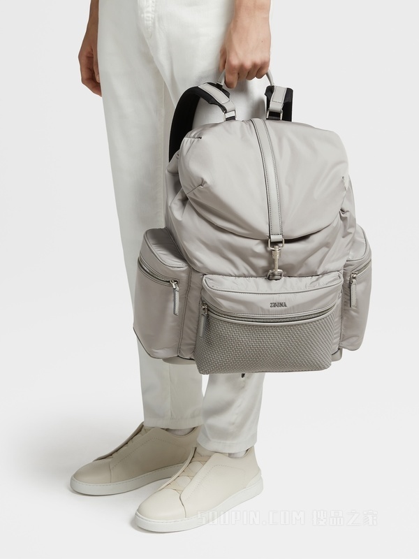 麻灰色 PELLETESSUTA™ 及再生聚酯纤维 Special 双肩背包