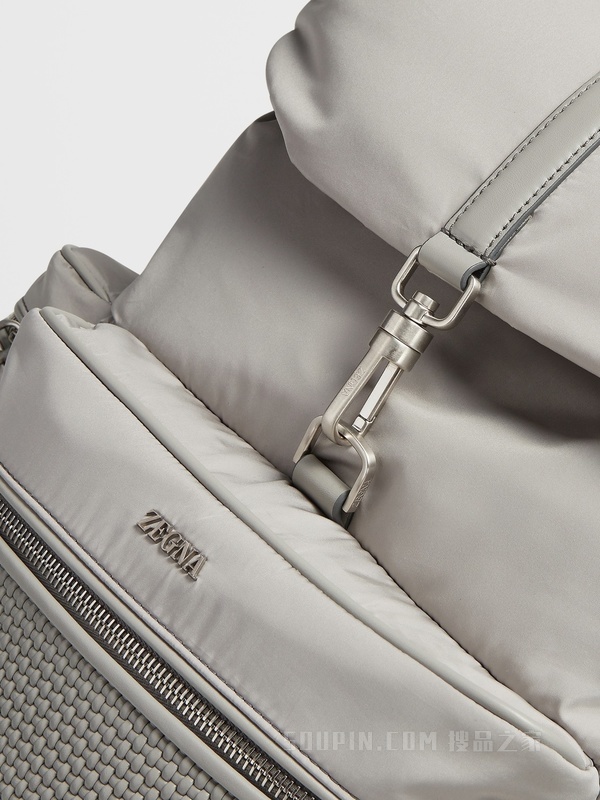 麻灰色 PELLETESSUTA™ 及再生聚酯纤维 Special 双肩背包