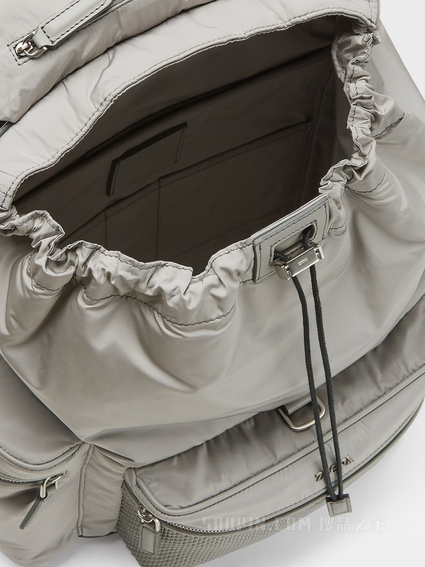 麻灰色 PELLETESSUTA™ 及再生聚酯纤维 Special 双肩背包