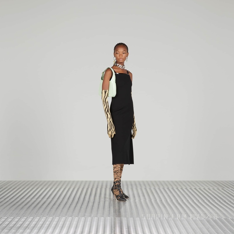 饰水晶方形G扣针织中长连衣裙 黑色