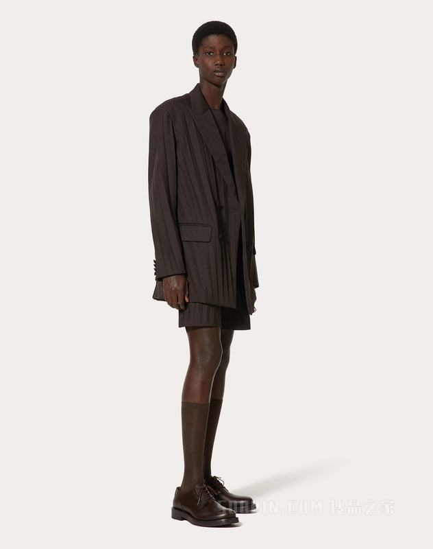 褶皱设计尼龙双排扣夹克