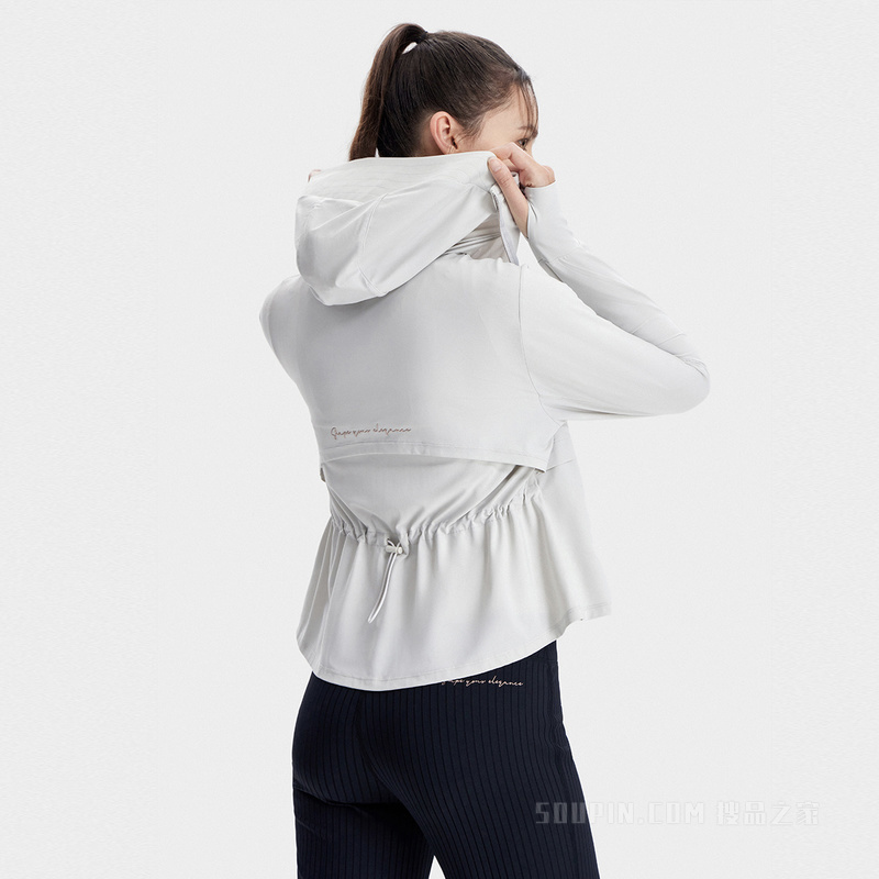 女子场下健身防紫外线针织连帽外套
