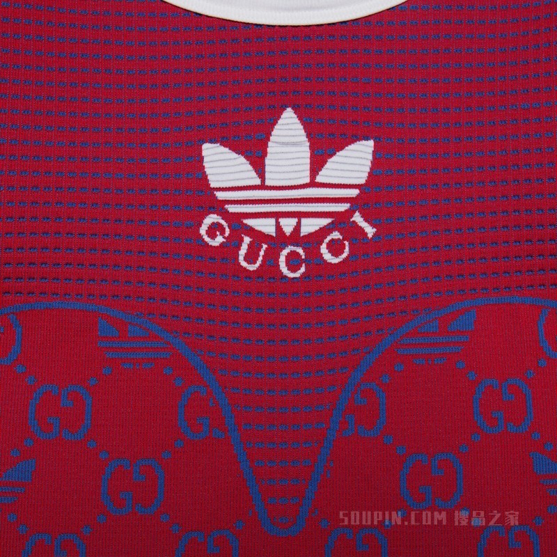 adidas x Gucci联名系列针织短款上衣 红色和蓝色