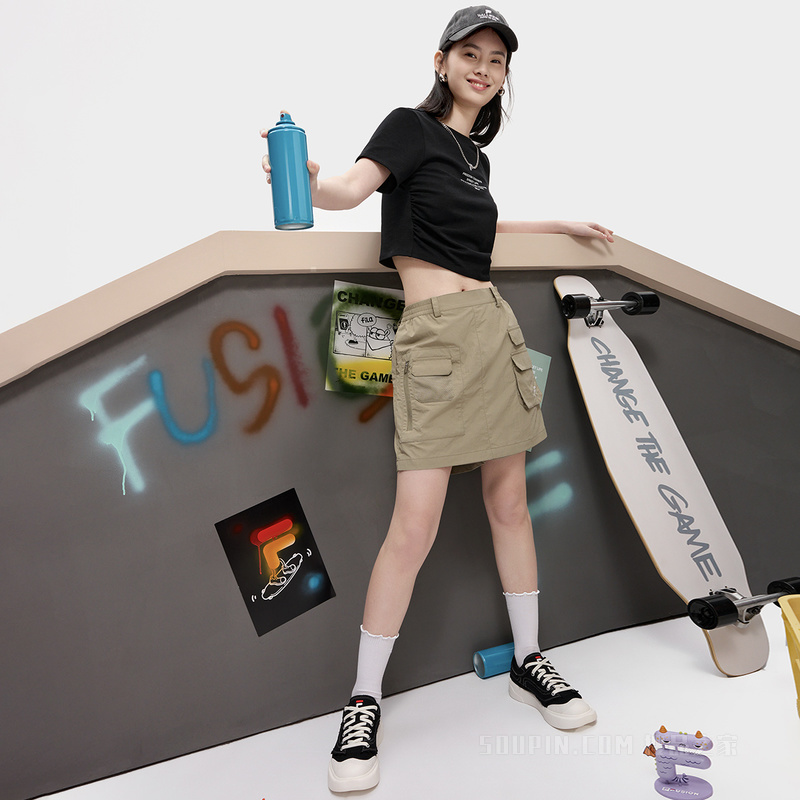 女子潮流运动基础短袖T裇