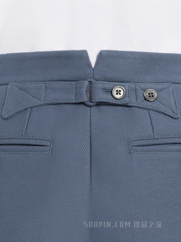 [2023早春新品]女士四条纹科技面料短裤