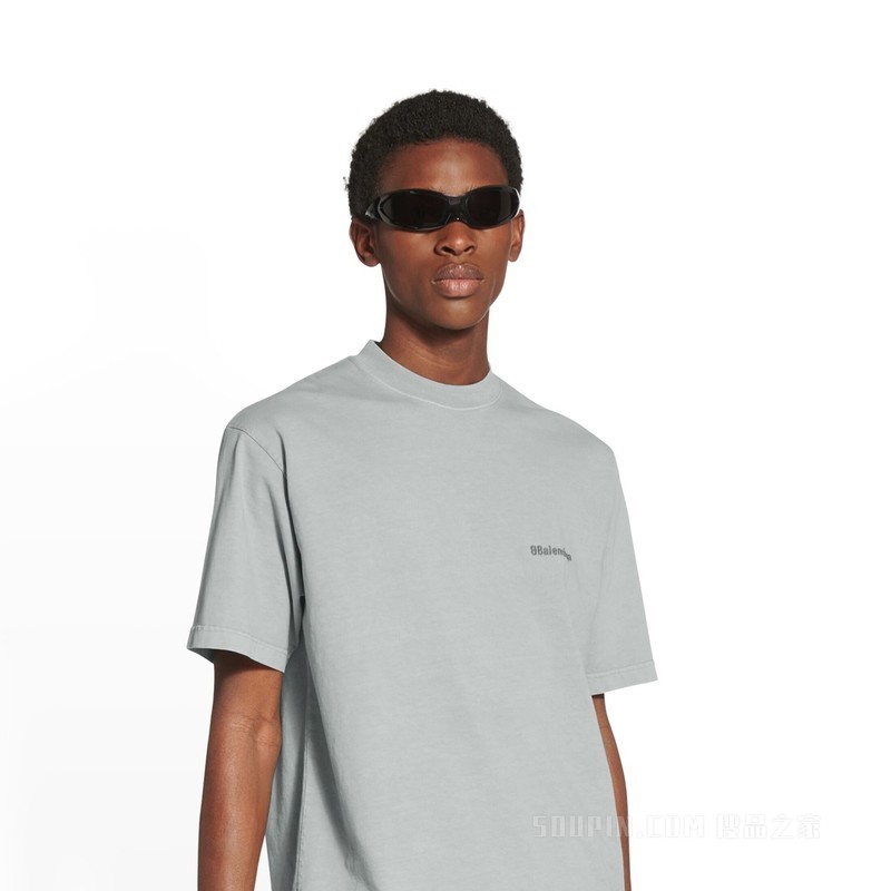 BB CORP中等剪裁T恤