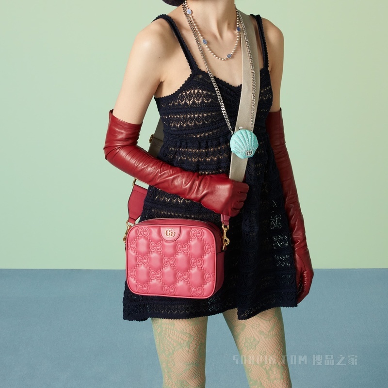 GG Matelassé小号手袋 粉色皮革