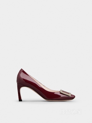 Trompette Metal Buckle Pumps in Patent Leather